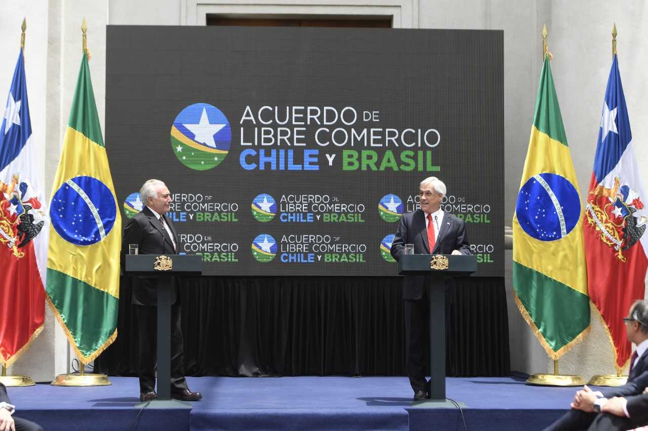 Presidentes de Chile y Brasil firmaron tratado de libre comercio