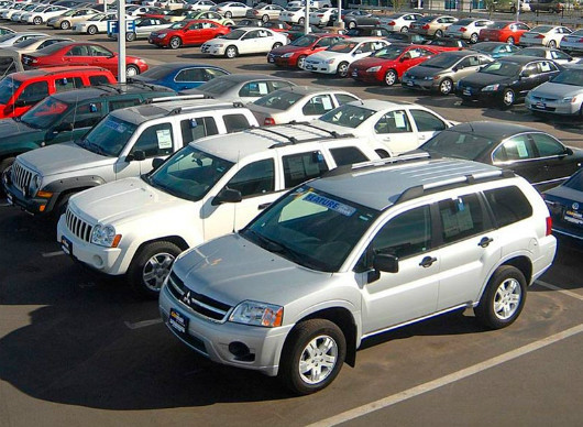 tragedia Bendecir Anónimo Casi 400 vehículos usados se han vendido diariamente durante este año