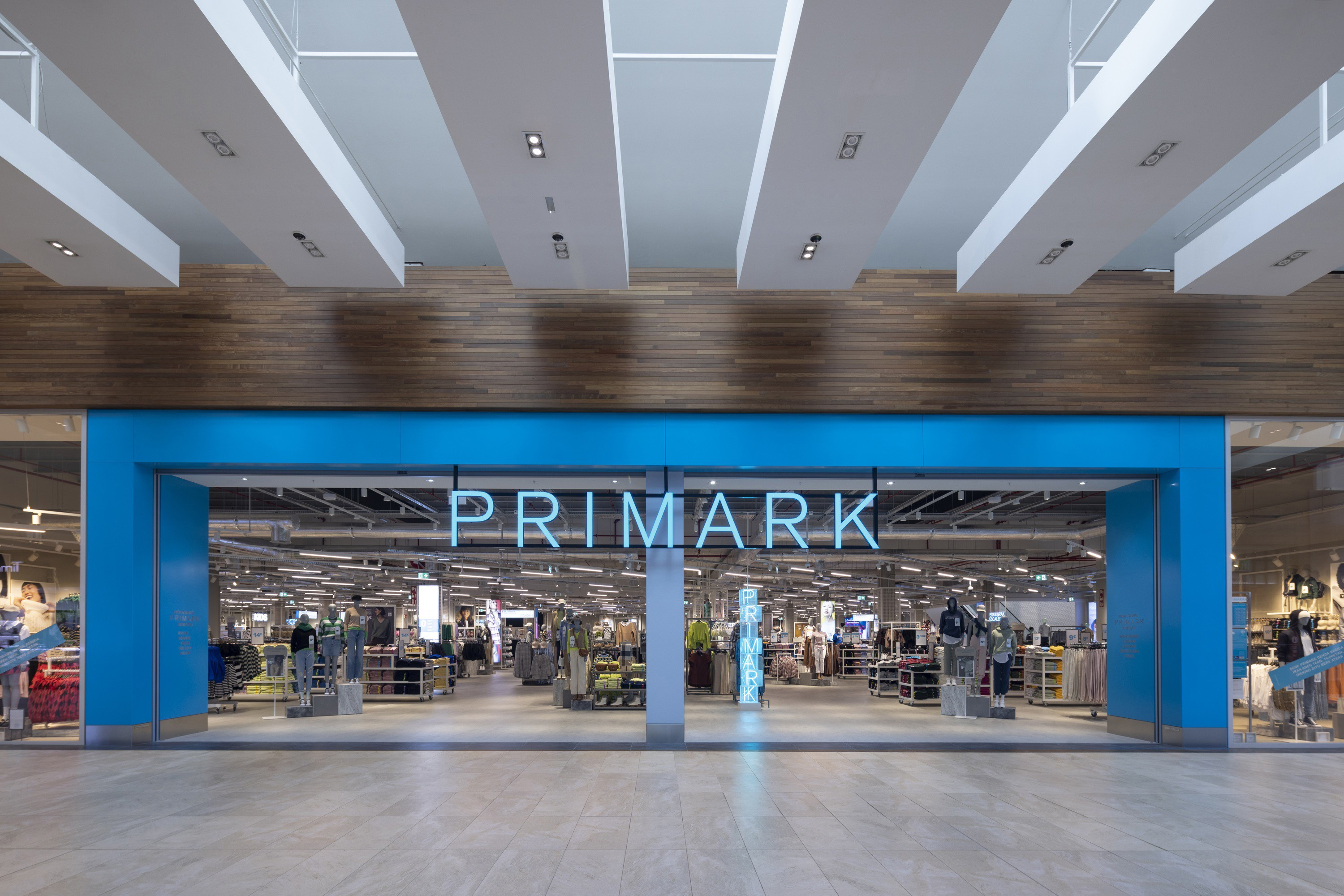 Primark prevé un 15 más de ventas este año y un alza "sustancial" de