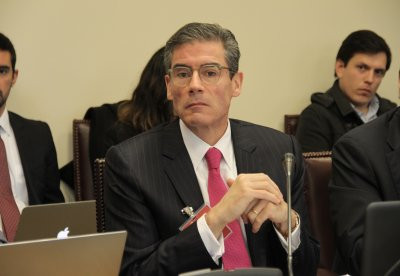 Mario Farren en Comisión de Econo del Senado