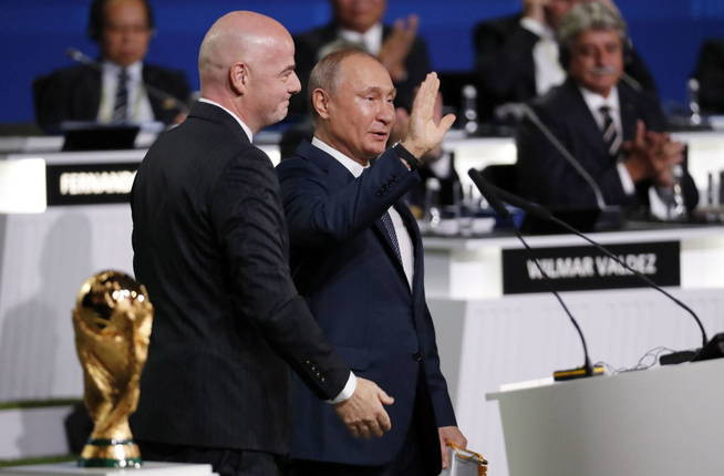 Putin e Infantino en Mundial