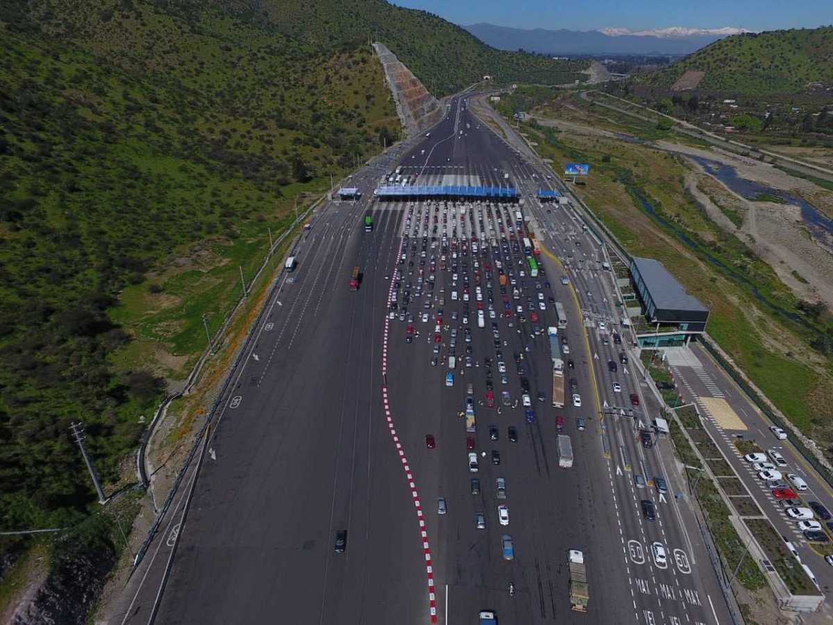 Autopista (Ruta del Maipo). Angostura.