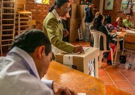 EuropaPress 1557532 publicados primeros resultados primarias cierre urnas colombia