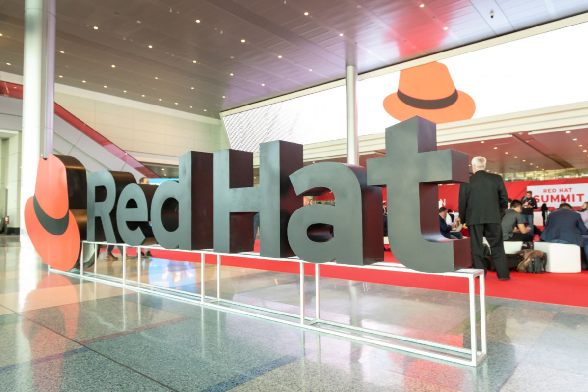 Red hat logo 