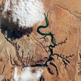 El río Colorado suministra agua a más de 40 millones de personas a su paso por siete estados de EE. UU.