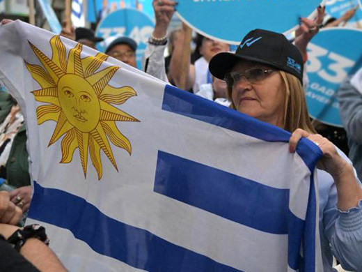 Uruguay vota en unas elecciones generales con la izquierda al frente de las  encuestas, aunque sin mayoría