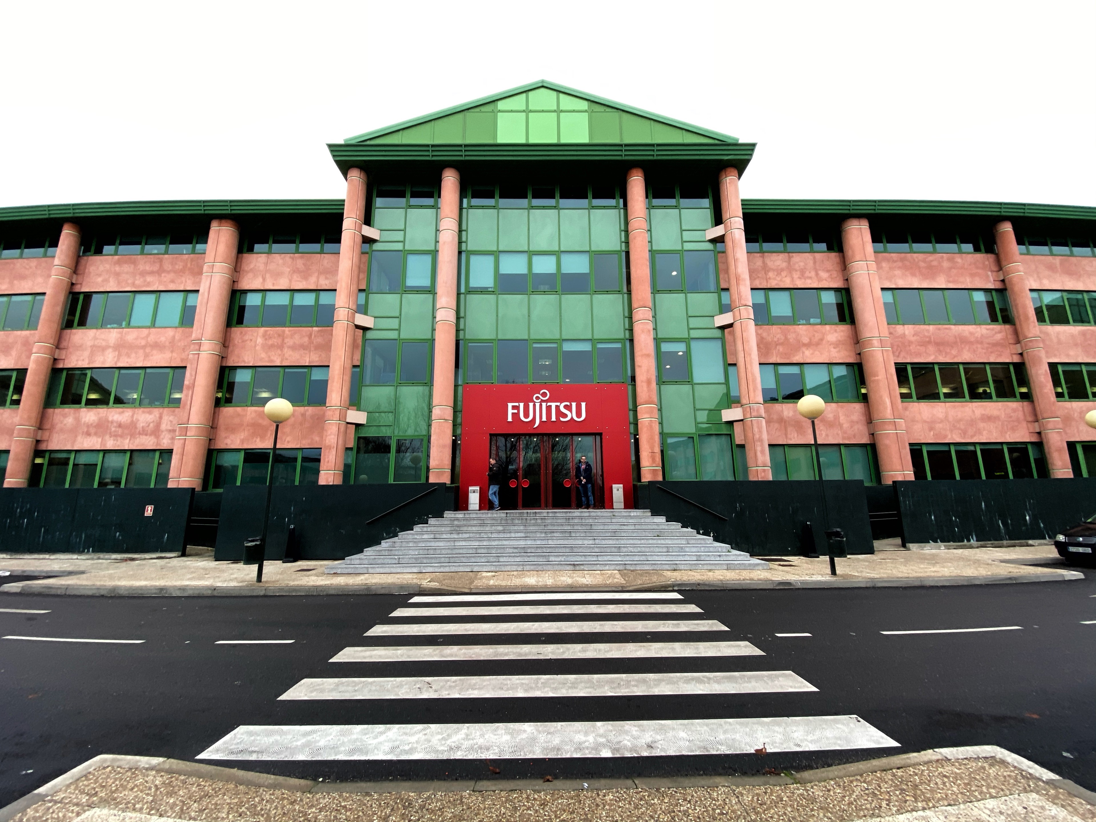 Fujitsu y sus socios lanzan un software de código abierto para el ...