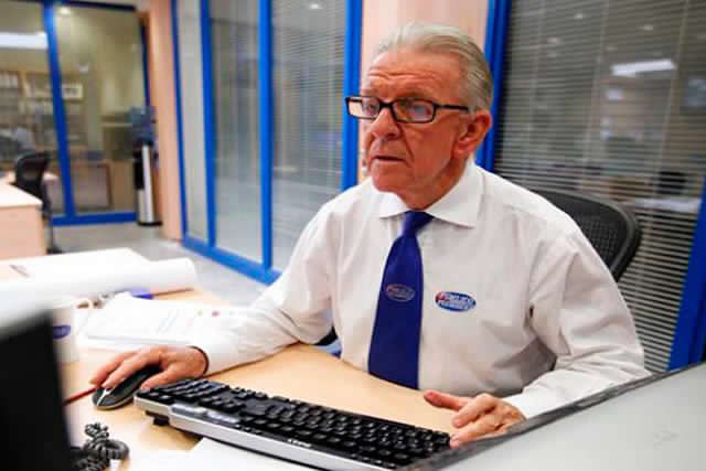 ADULTO TRABAJANDO 29   1