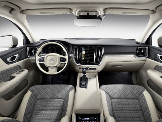 Volvo V60 interior 22 2