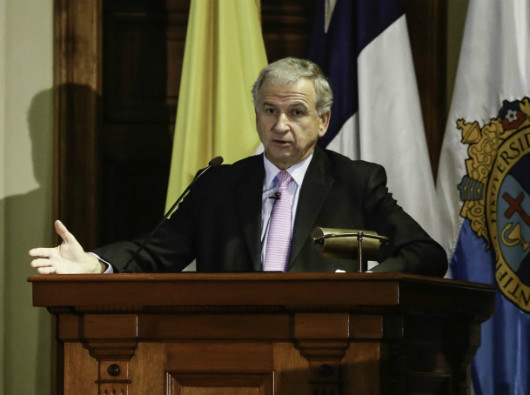 Felipe Larrain Clapes UC