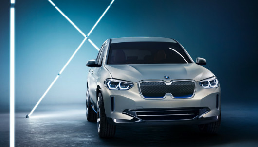 BMW Concept iX3 1