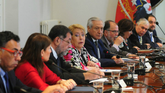Bachelet con ministros