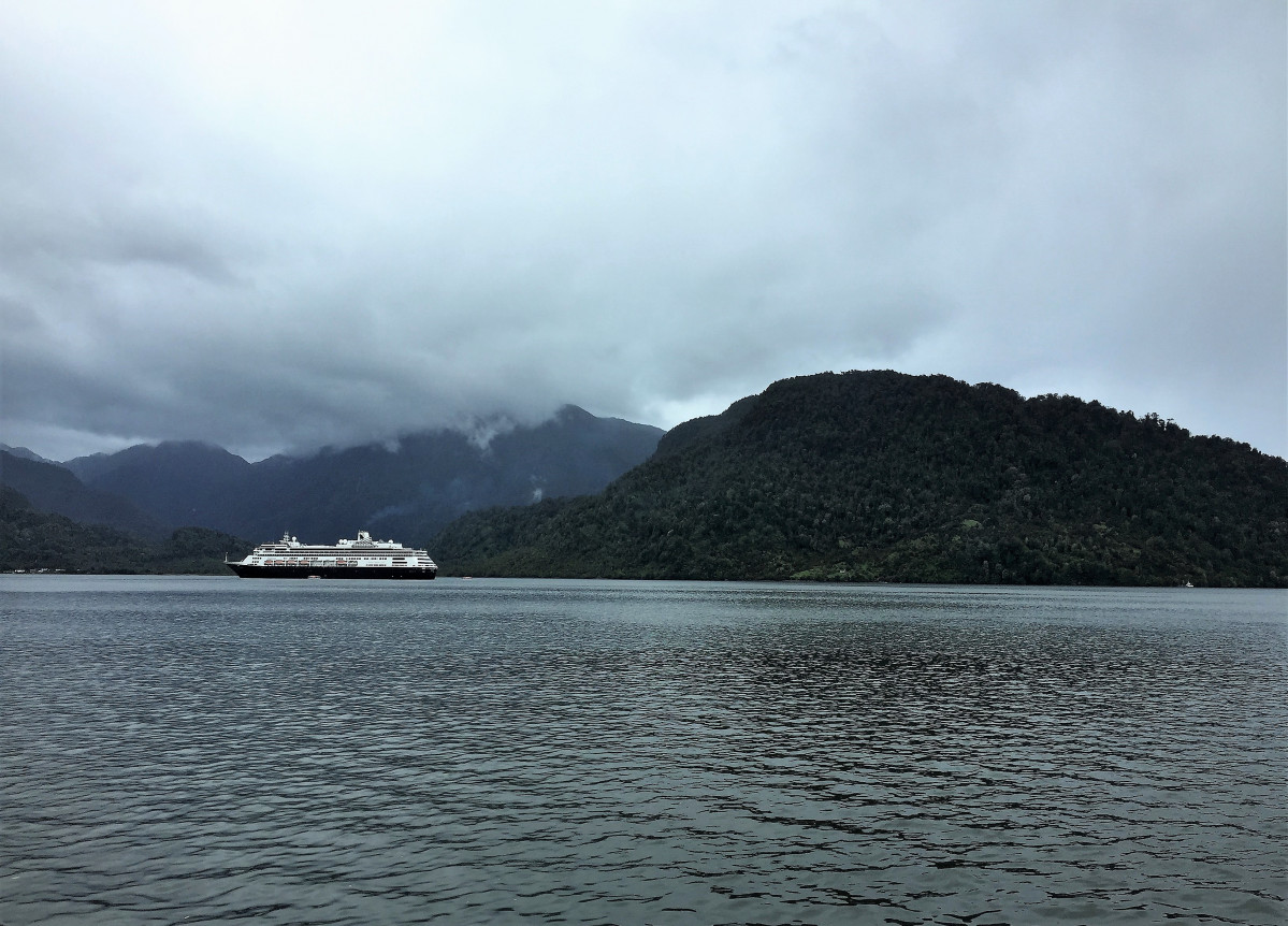 Zaandam en Puerto Chacabuco