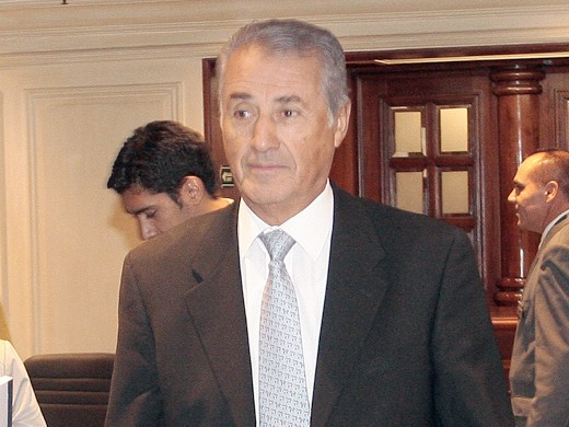 Julio ponce lerou