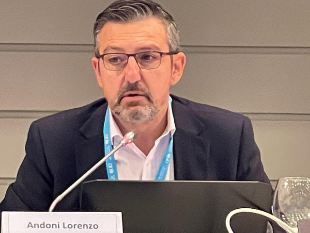 El presidente del Foro Español de Pacientes, Andoni Lorenzo, en el XVII Congreso de la Asociación Nacional de Informadores de la Salud (ANIS), que se está celebrando en la Facultad de Ciencias de la Salud de la Universidad de Deusto, en Bilbao.