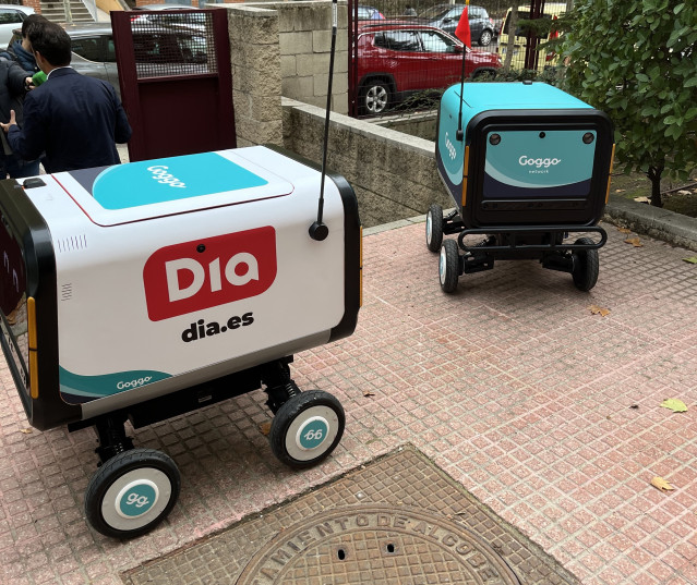 Robots autónomos de reparto a domicilio