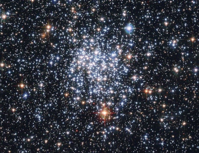 Cúmulo abierto NGC 265, en la Pequeña Nube de Magallanes