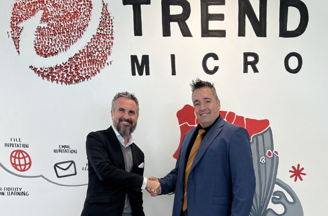 Raúl Guillén, director de Alianzas Estratégicas en Trend Micro Iberia, y Miguel Ángel Thomas, responsable de Ciberseguridad en NTT DATA Europe & Latam