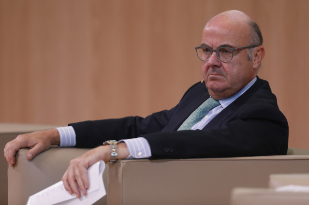 El vicepresidente del Banco Central Europeo, Luis de Guindos, participa en una jornada organizada por IESE Business School y Fundación Naturgy, en el Campus del IESE, a 4 de noviembre de 2022, en Madrid (España).
