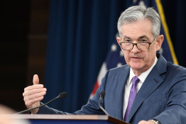 Archivo - El presidente de la Fed, Jerome Powell, durante una rueda de prensa el 16/06/2019.