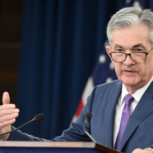 Archivo - El presidente de la Fed, Jerome Powell, durante una rueda de prensa el 16/06/2019.