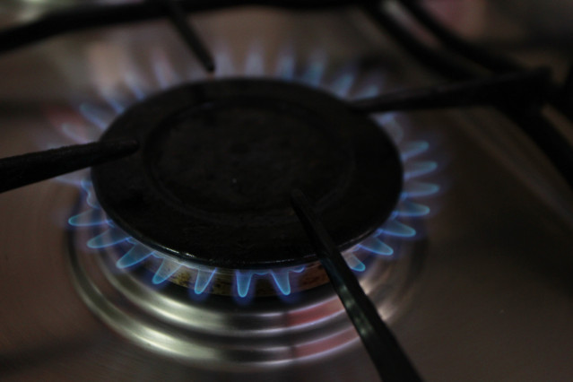 Archivo - Gas, cocina de gas, llamas, llama,  fuego, fogón, fogones, gas natural