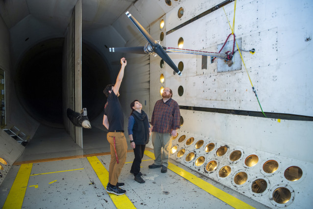 Archivo - Imagen Del Modelo De Dragonfly En El Transonic Dynamics Tunnel (TDT)