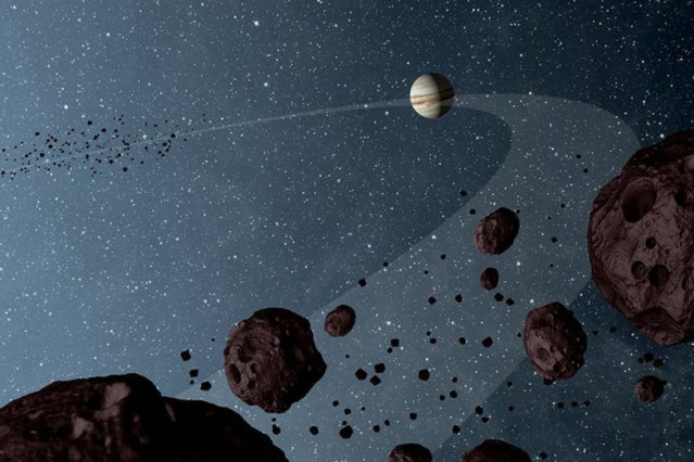 Enjambres de asteroides troyanos en la órbita de Júpiter