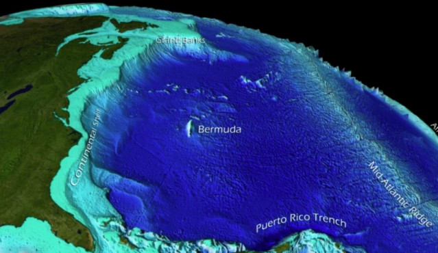 Esta visualización muestra las características batimétricas de la cuenca occidental del Océano Atlántico, incluida la plataforma continental, capturadas por satélite.