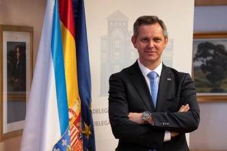 José Manuel  Miñones Conde, ministro de Sanidad