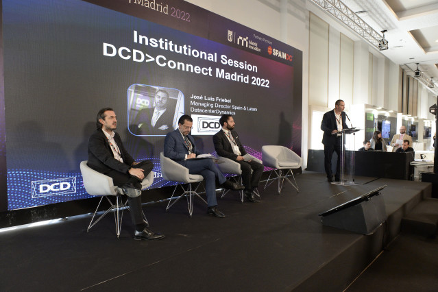 Presencación en el DCD>Connect 2022.