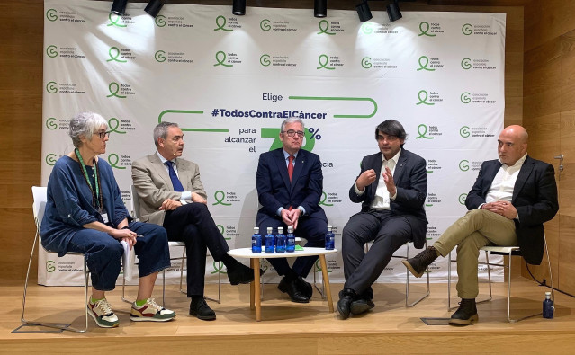 Presentación del 'Estudio sobre Programas de Cribado Poblacional de Cáncer Colorrectal', organizada por la Asociación Española Contra el Cáncer (AECC) .