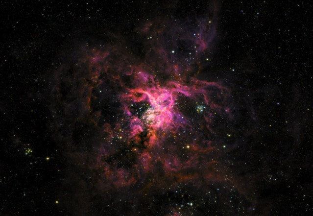 La Nebulosa de la Tarántula tomada por el Telescopio  SuperBIT.