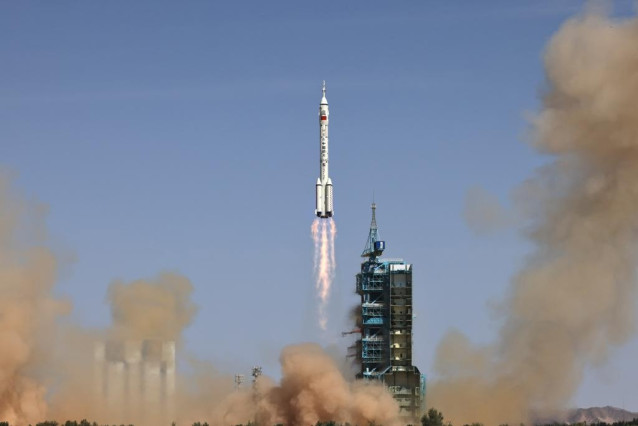 Archivo - Despegue de la misión Shenzhou 13