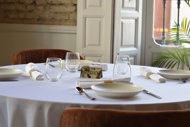 Mesa reservada en un restaurante