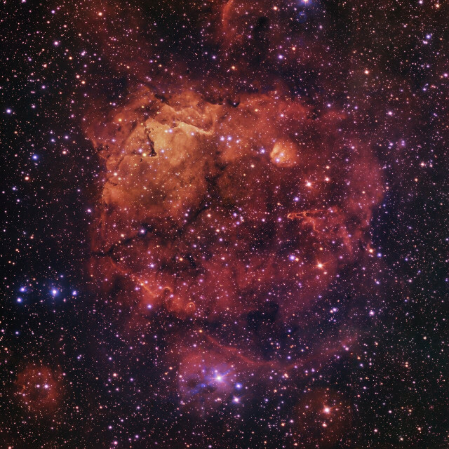 This spectacular picture of the Sh2-284 nebula has been captured in great detail by the VLT Survey Telescope at ESO’s Paranal Observatory.