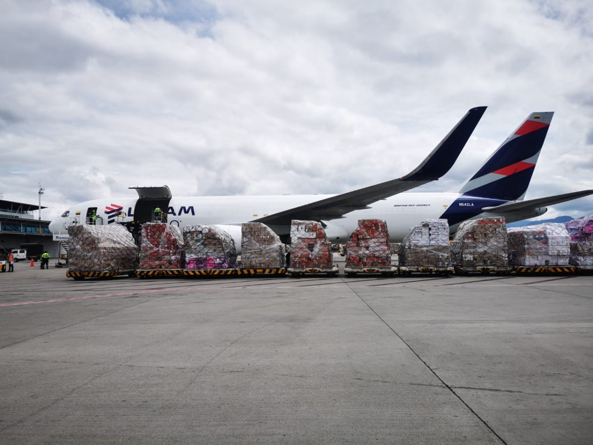 LATAM Cargo  flores