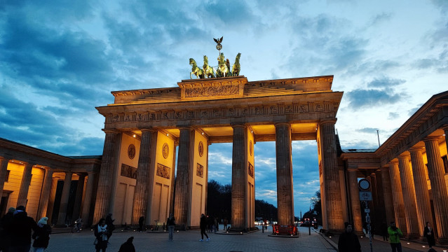 Archivo - Puerta de Brandeburgo, en Berlin.