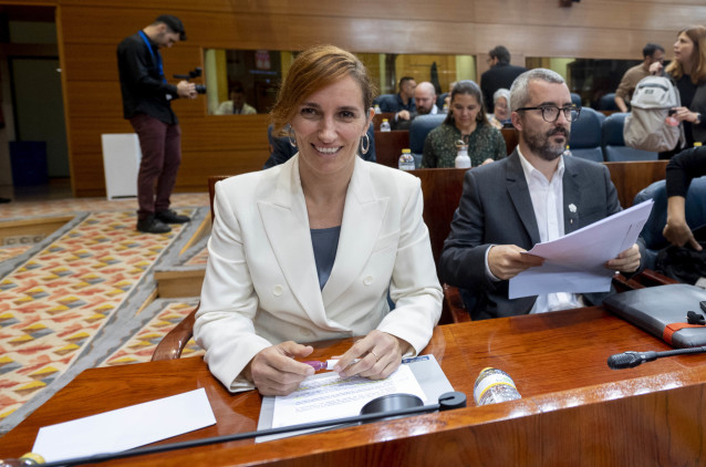 Archivo - La portavoz de Más Madrid en la Asamblea de Madrid, Mónica García, durante una sesión plenaria en la Asamblea de Madrid, a 19 de octubre de 2023, en Madrid (España). La presidenta de la Comunidad de Madrid, Isabel Díaz Ayuso, ha dado cuenta de s