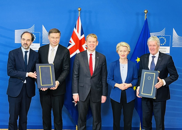 Archivo - Firma del acuerdo de libre comercio entre la UE y Nueva Zelanda.