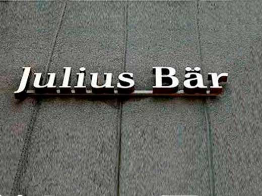 JULIUS BAR
