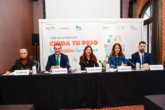 Acto por el Día Mundial de la Obesidad  ?cuidao tu peso, tu corazón lo merece'