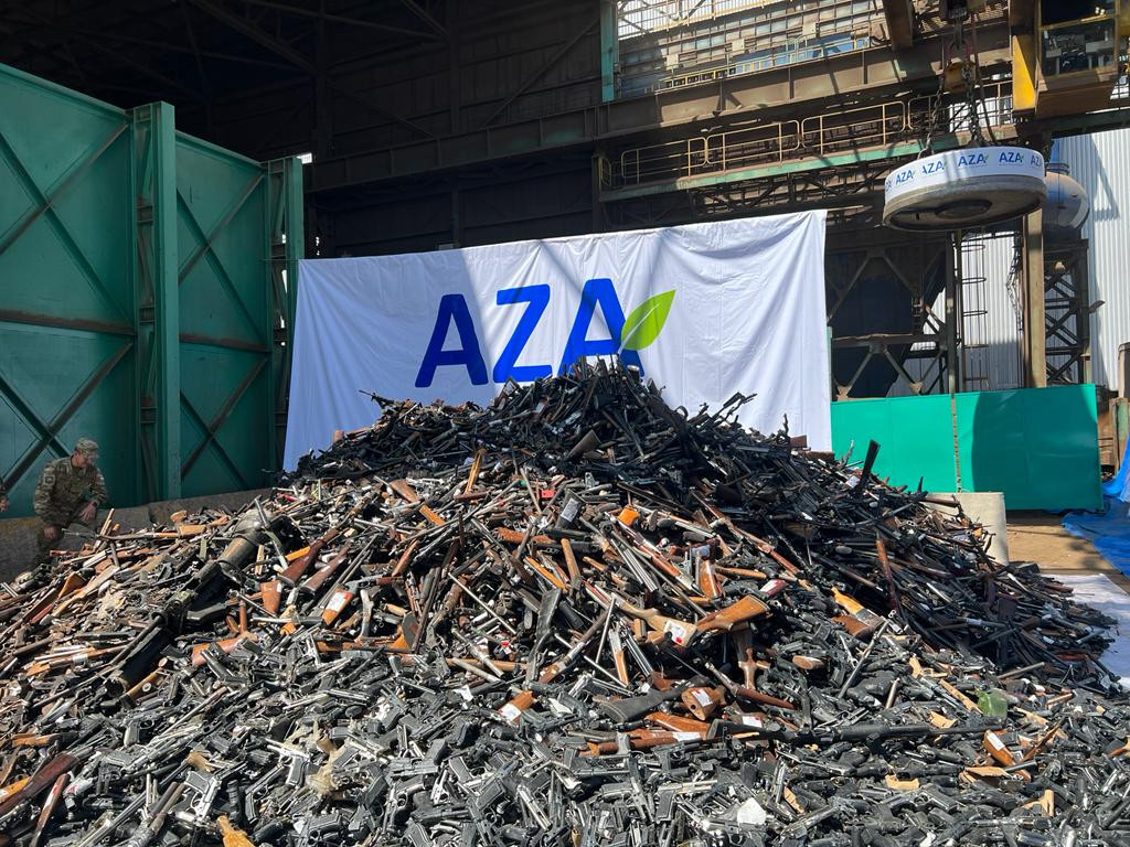 AZA