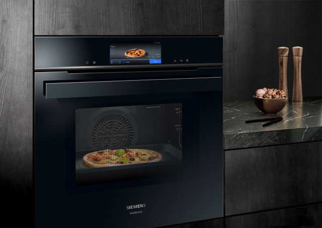 Horno Siemens con función de reconocimiento de alimentos