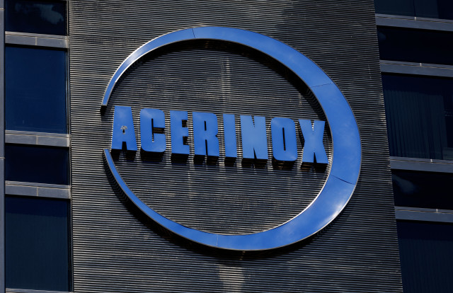 Archivo - Fachada del edificio de Acerinox