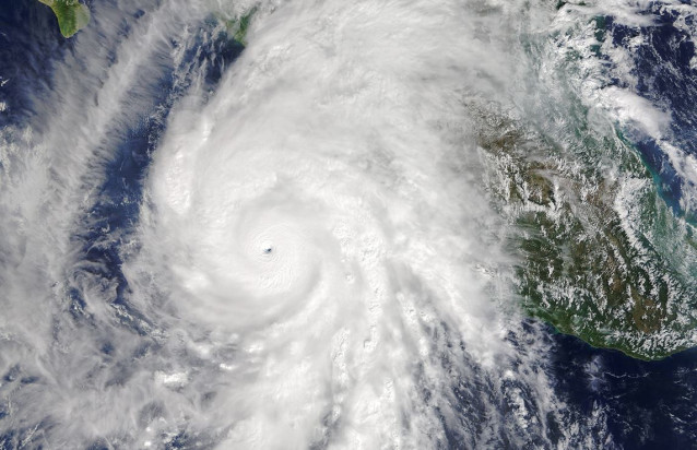Huracán Patricia sobre el océano Pácifico