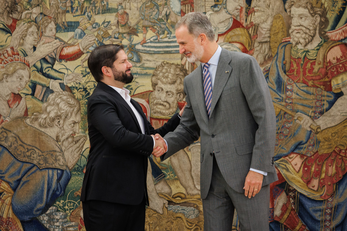 EuropaPress 5333231 rey espana felipe vi recibe presidente republica chile gabriel boric font