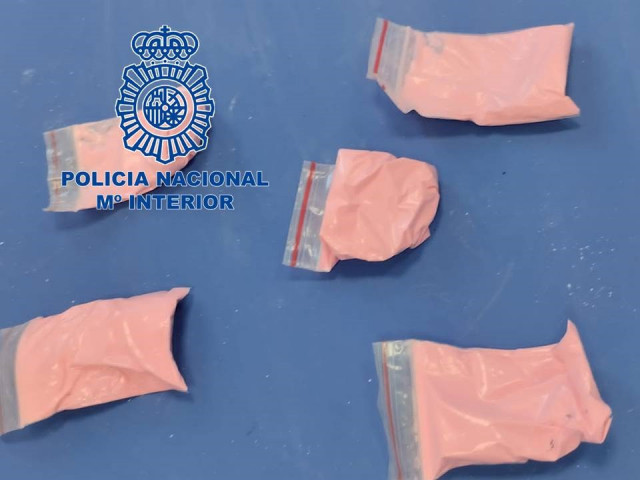 Archivo - La 'cocaína rosa' intervenida.