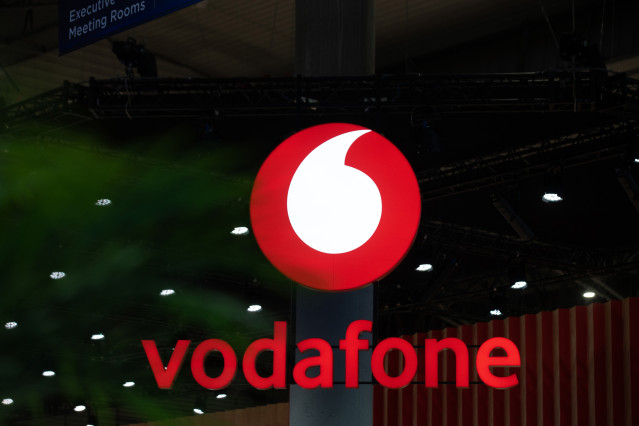 Archivo - Estand de Vodafone en el Mobile World Congress (MWC) 2023
