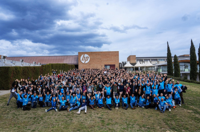 Estudiantes participants de HP Codewars en la sede de Barcelona